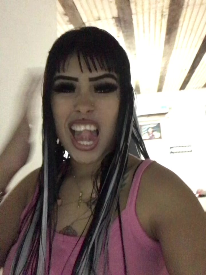 @Negra๐