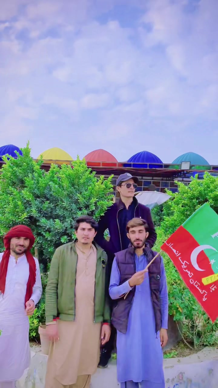 @Aziz-king 🇺🇸🇵🇰