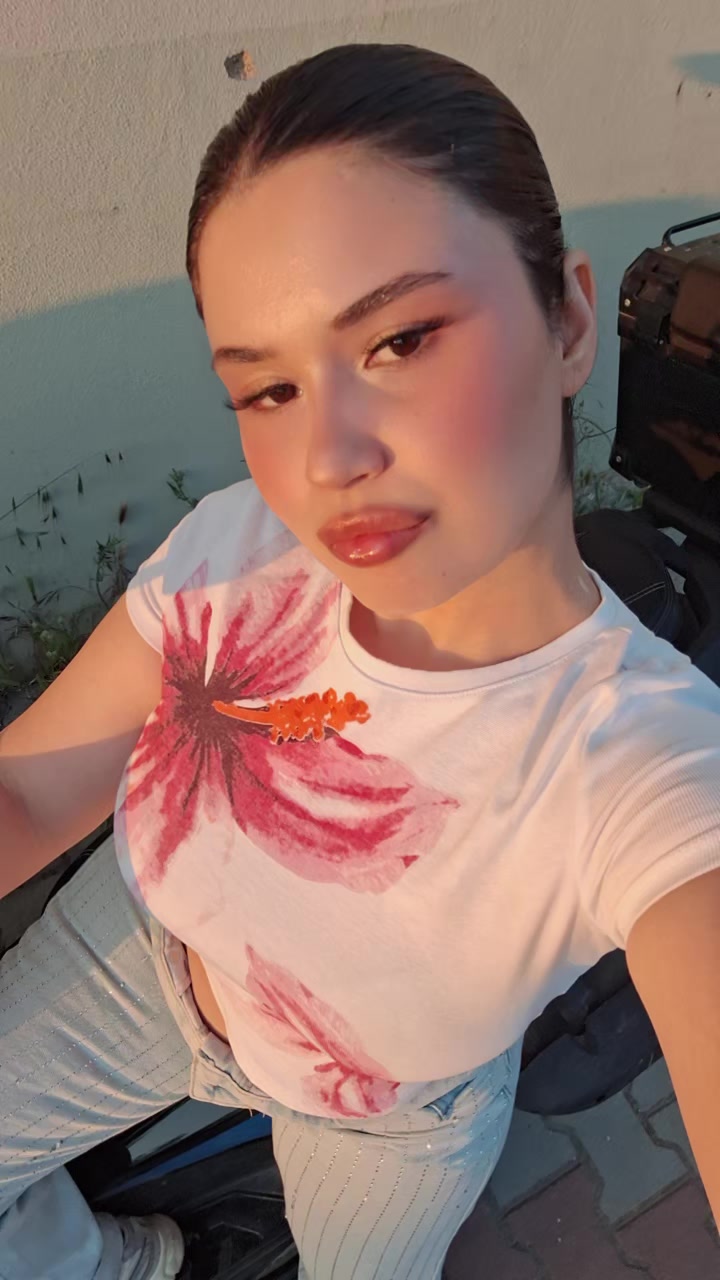 @Nurgül🇹🇷