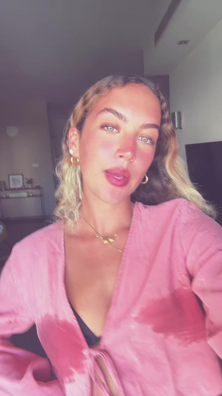 @Miaaa__