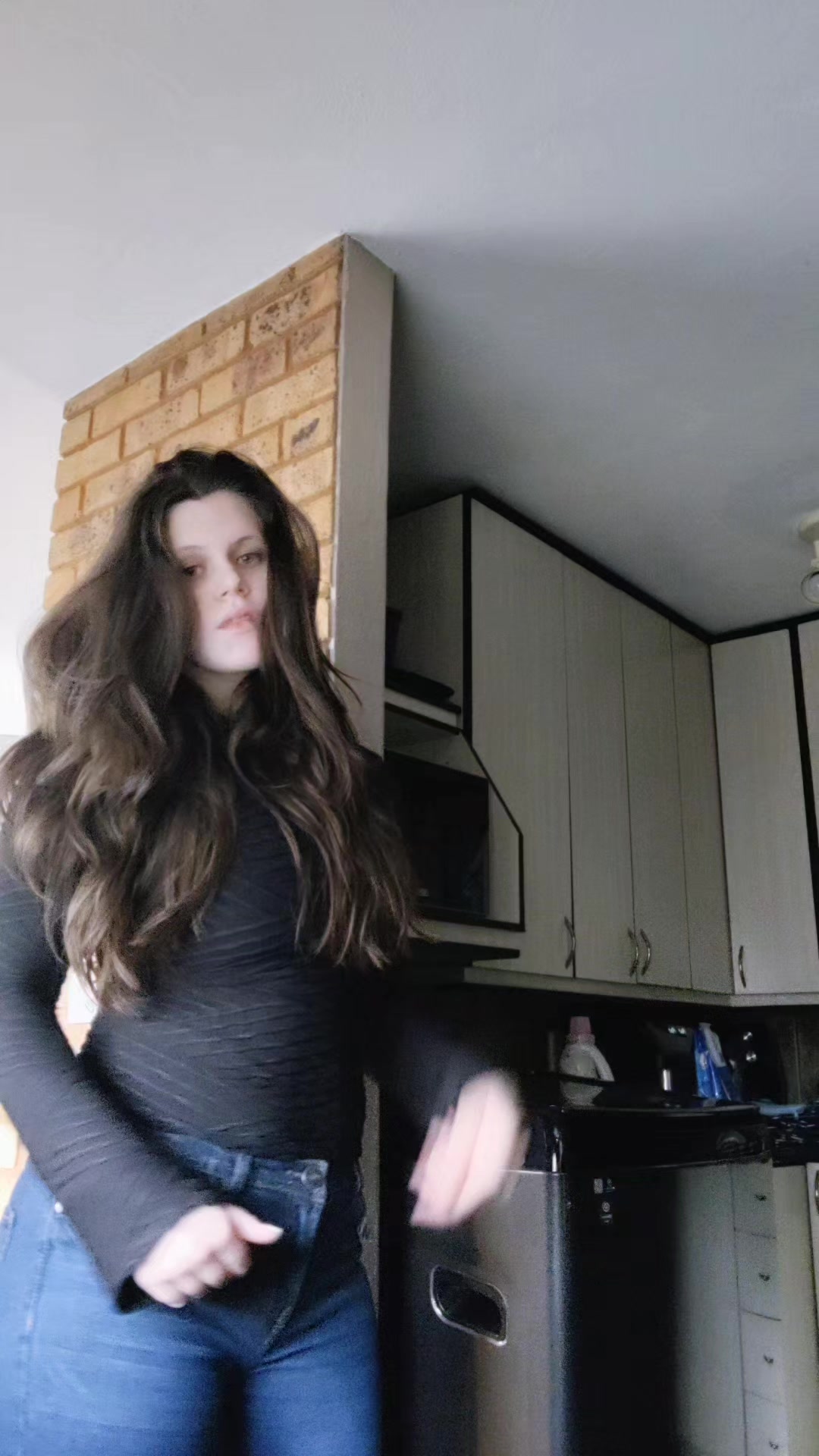 @not_bella