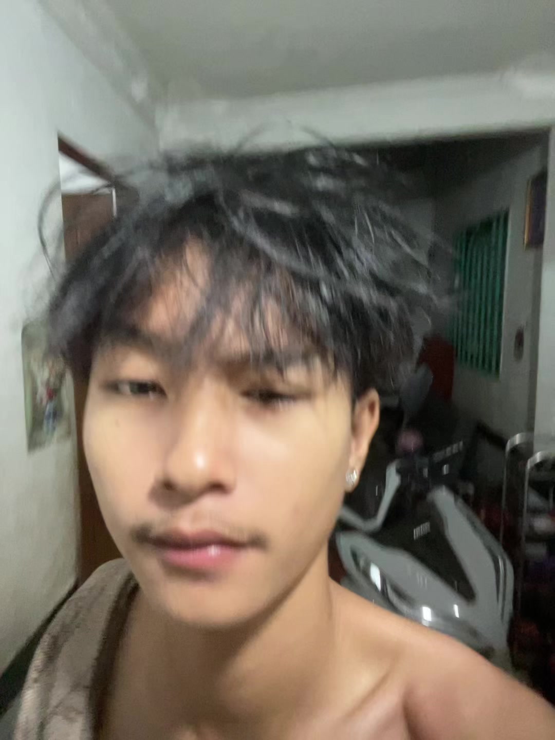 @( &acute;◔ ‸◔')哼