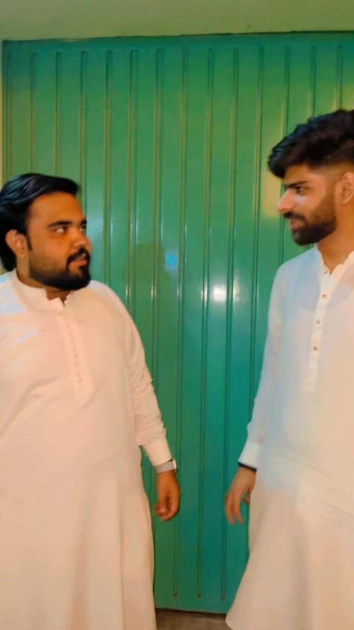 @Gumnaam🤷🏻&zwj;♂️