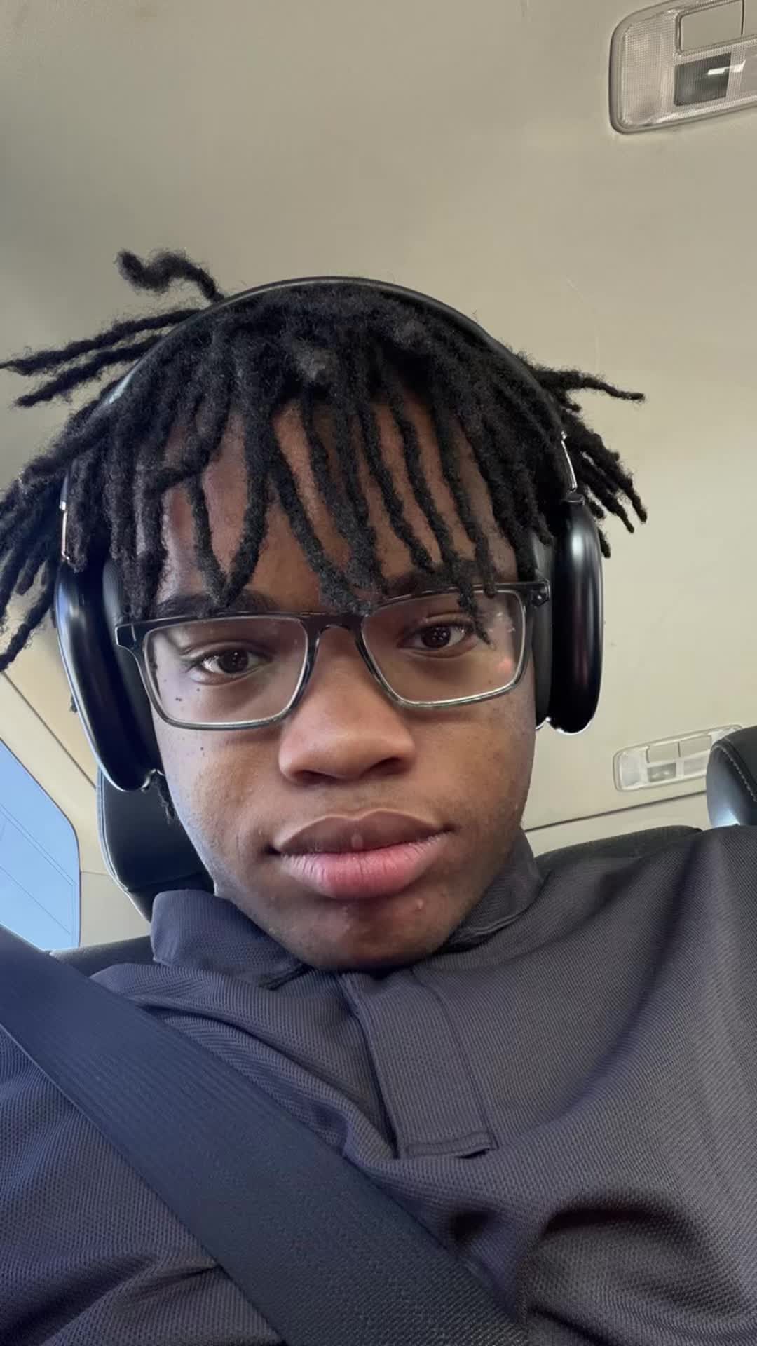 @Alexkstarks17