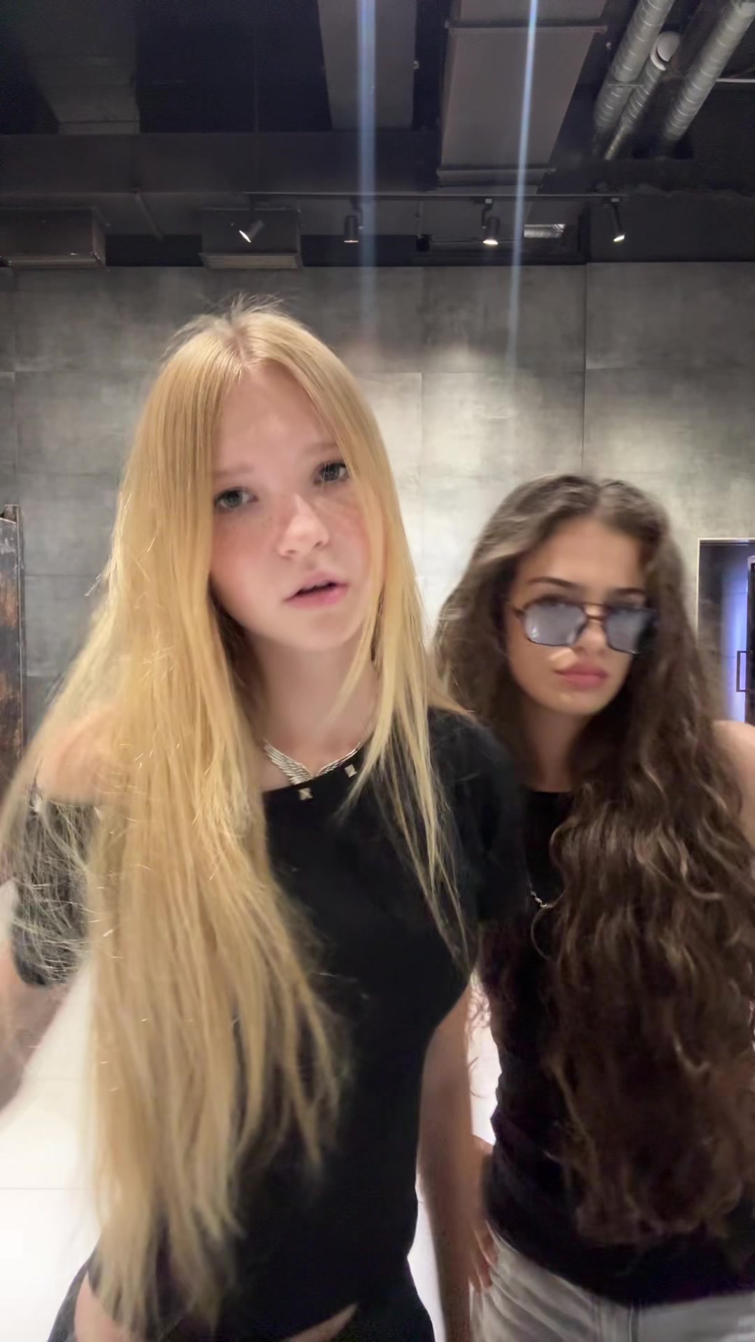 @Викси