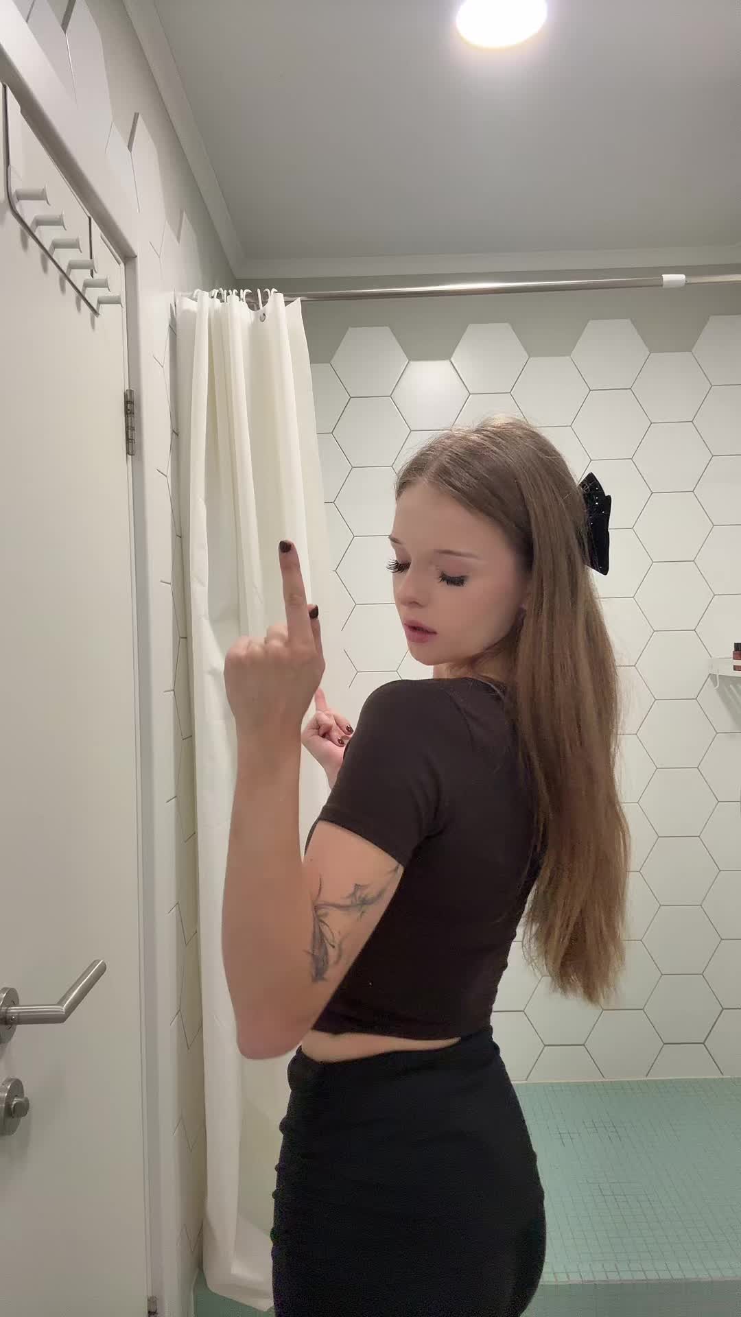 @Тгк: юльчик🌶️