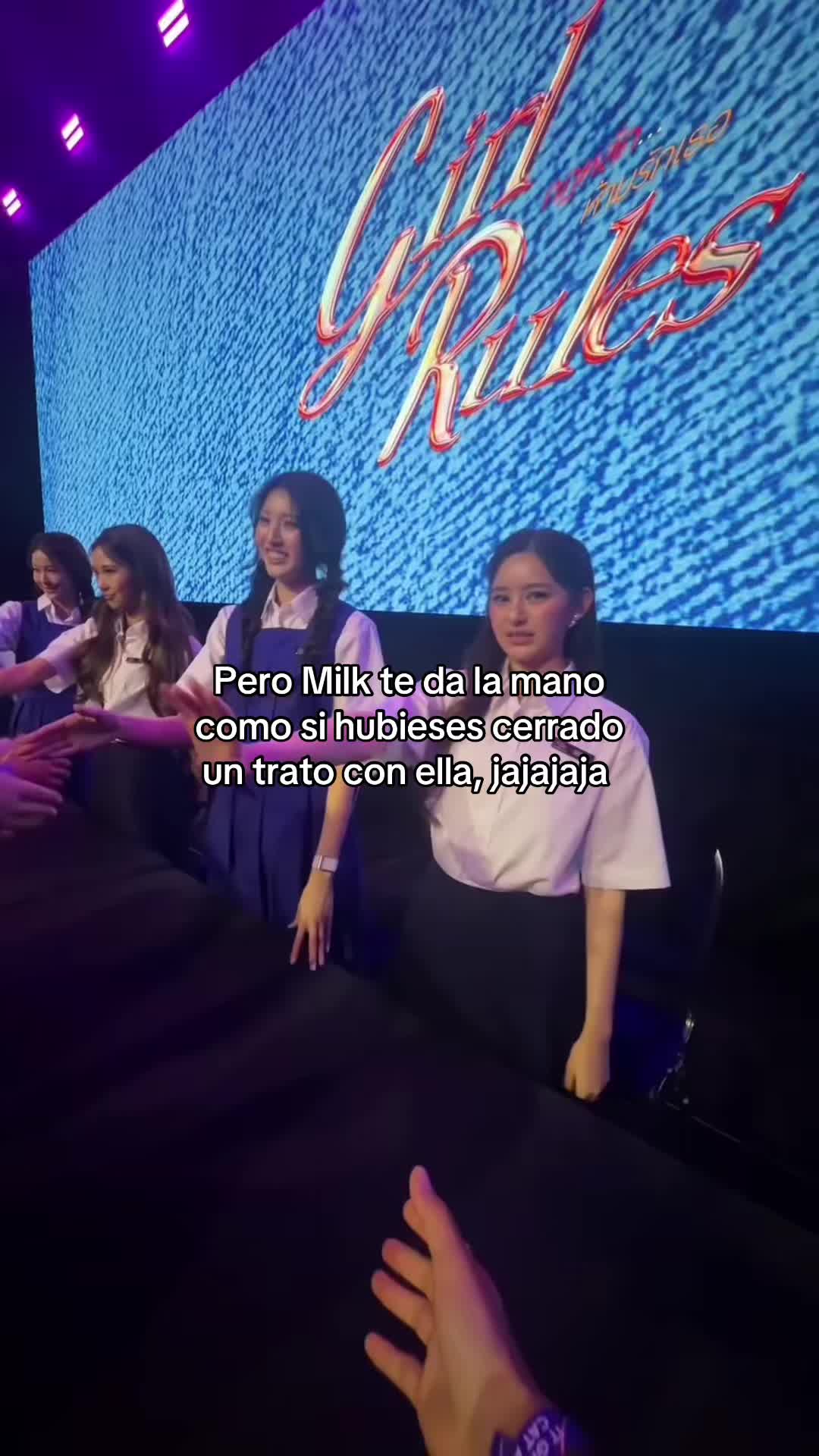 @Ari 🧸 อารี