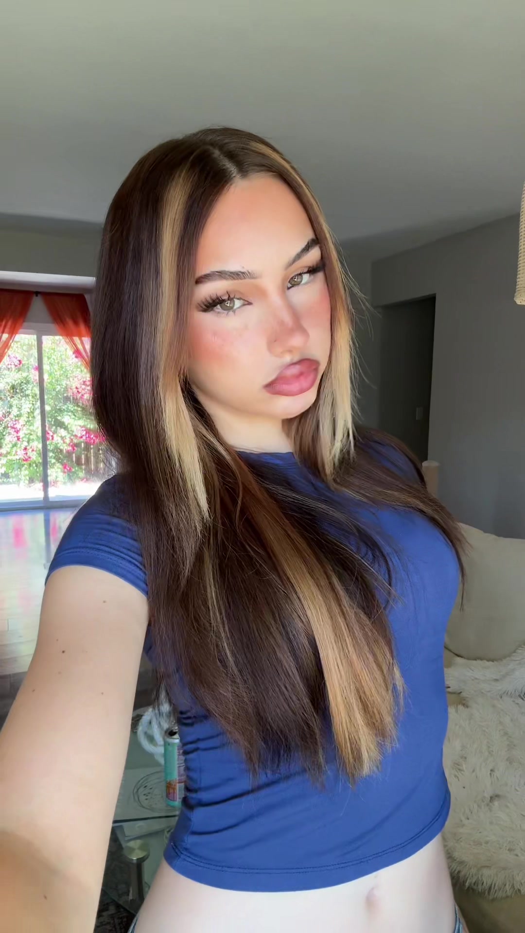 @lizzafterdark