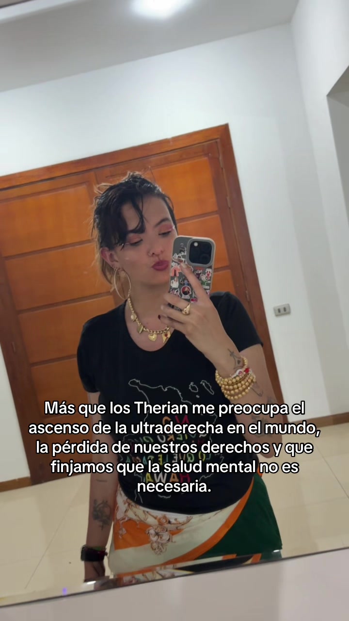 @AnnaKa🩷🧡