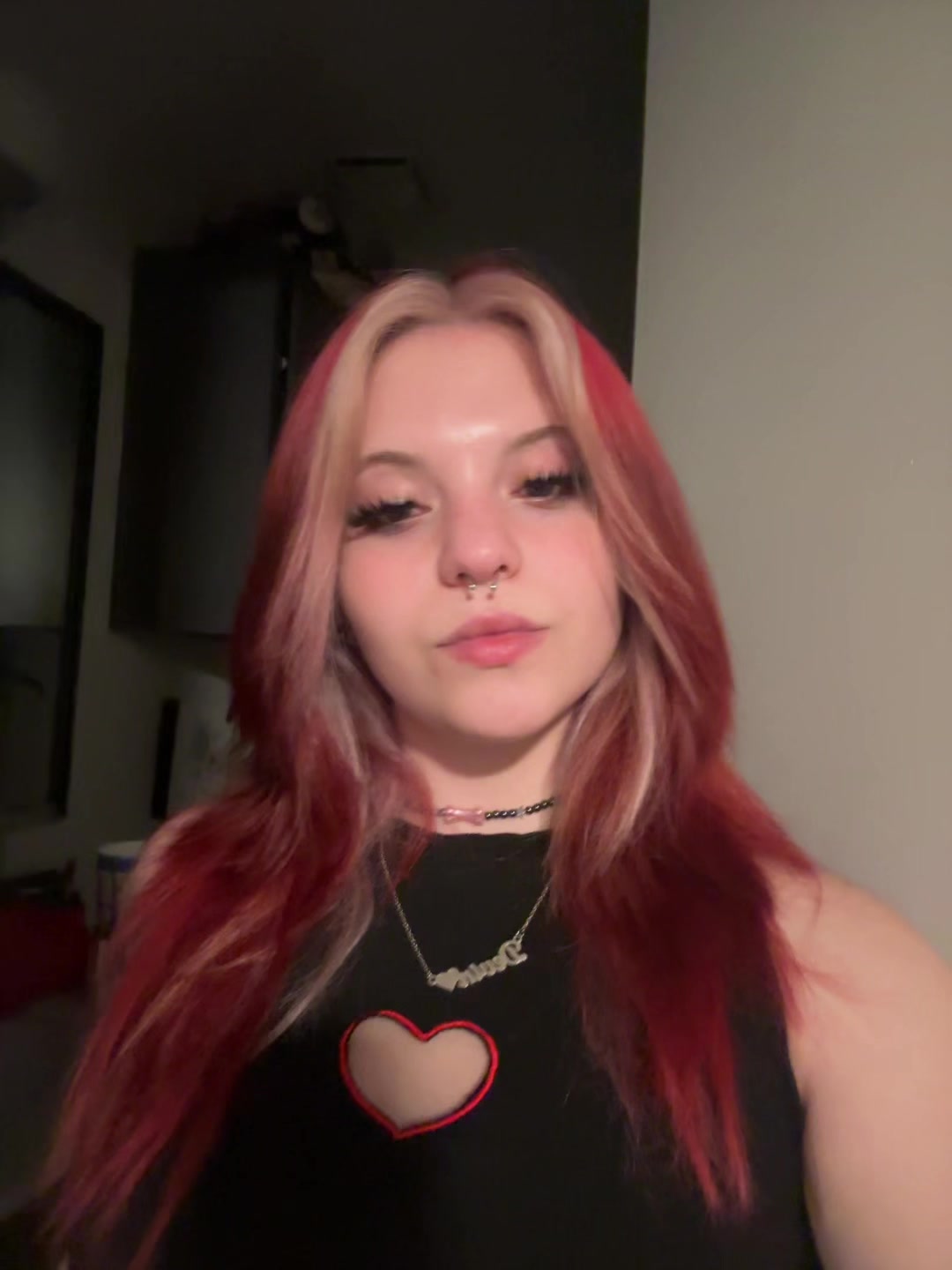 @:3