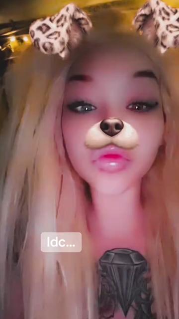 @Hollygohard
