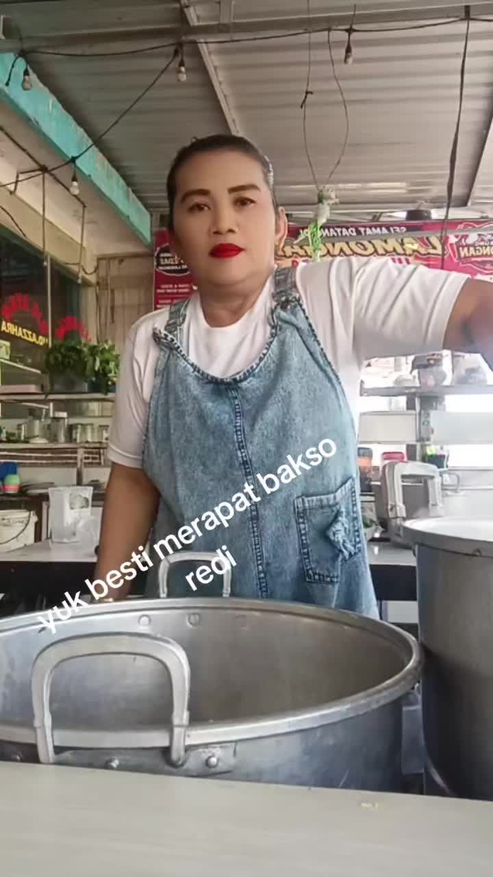 @Mak Krombong