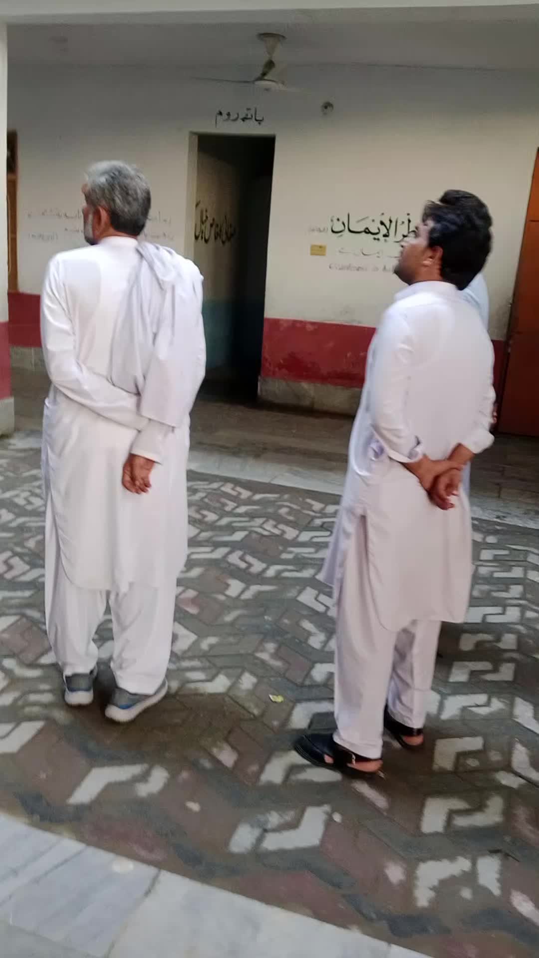 @Mujahidkamal
