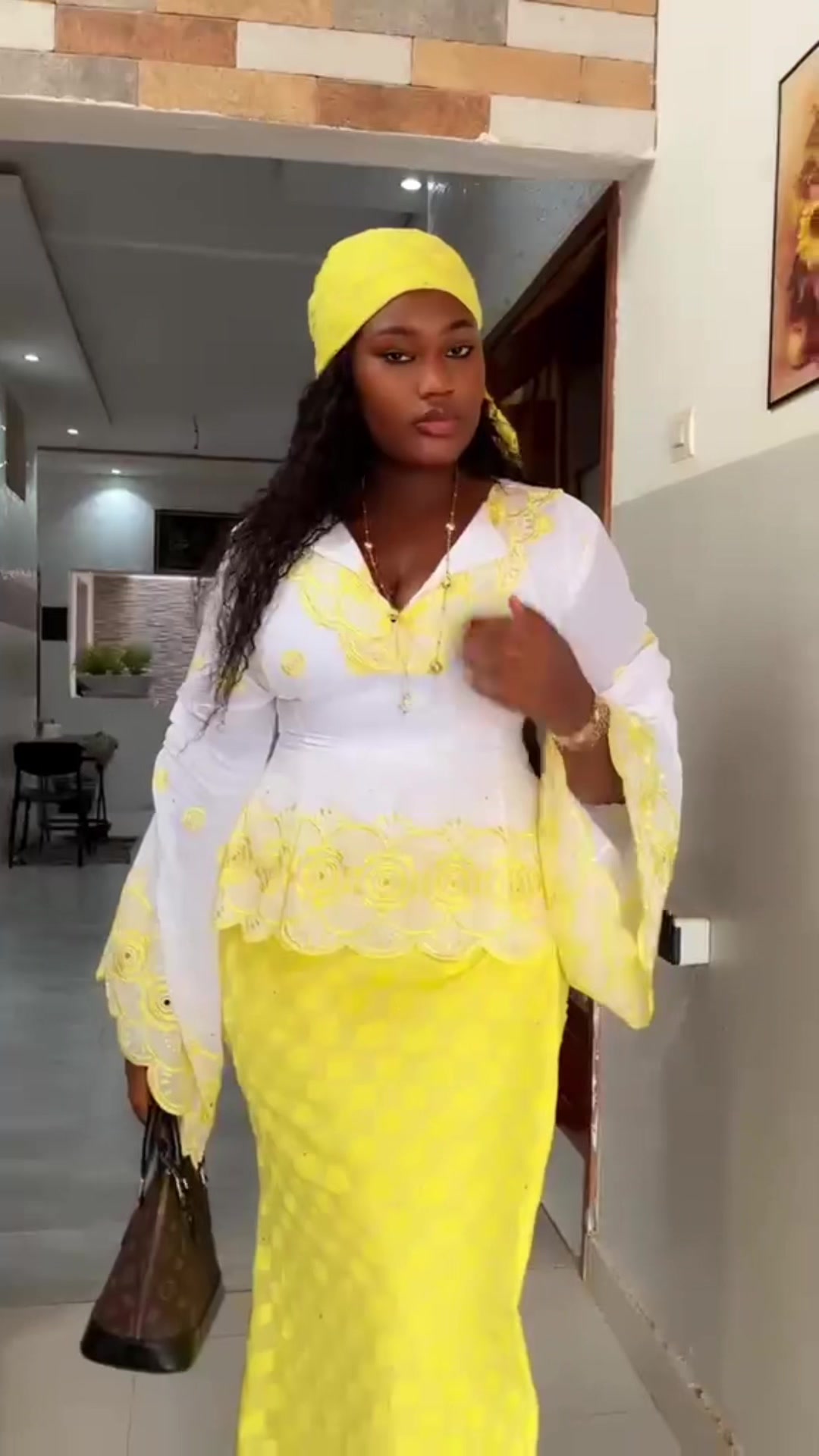 @awafashion97