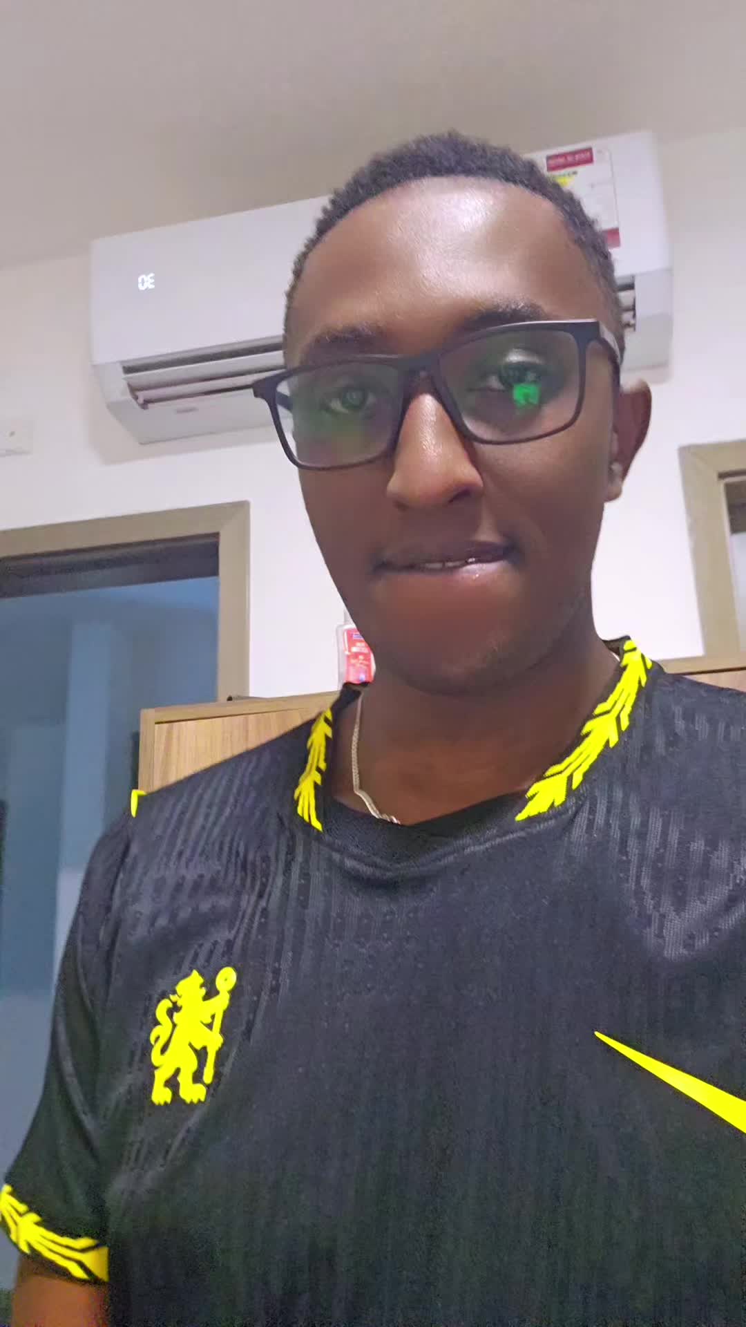 @Gikandi