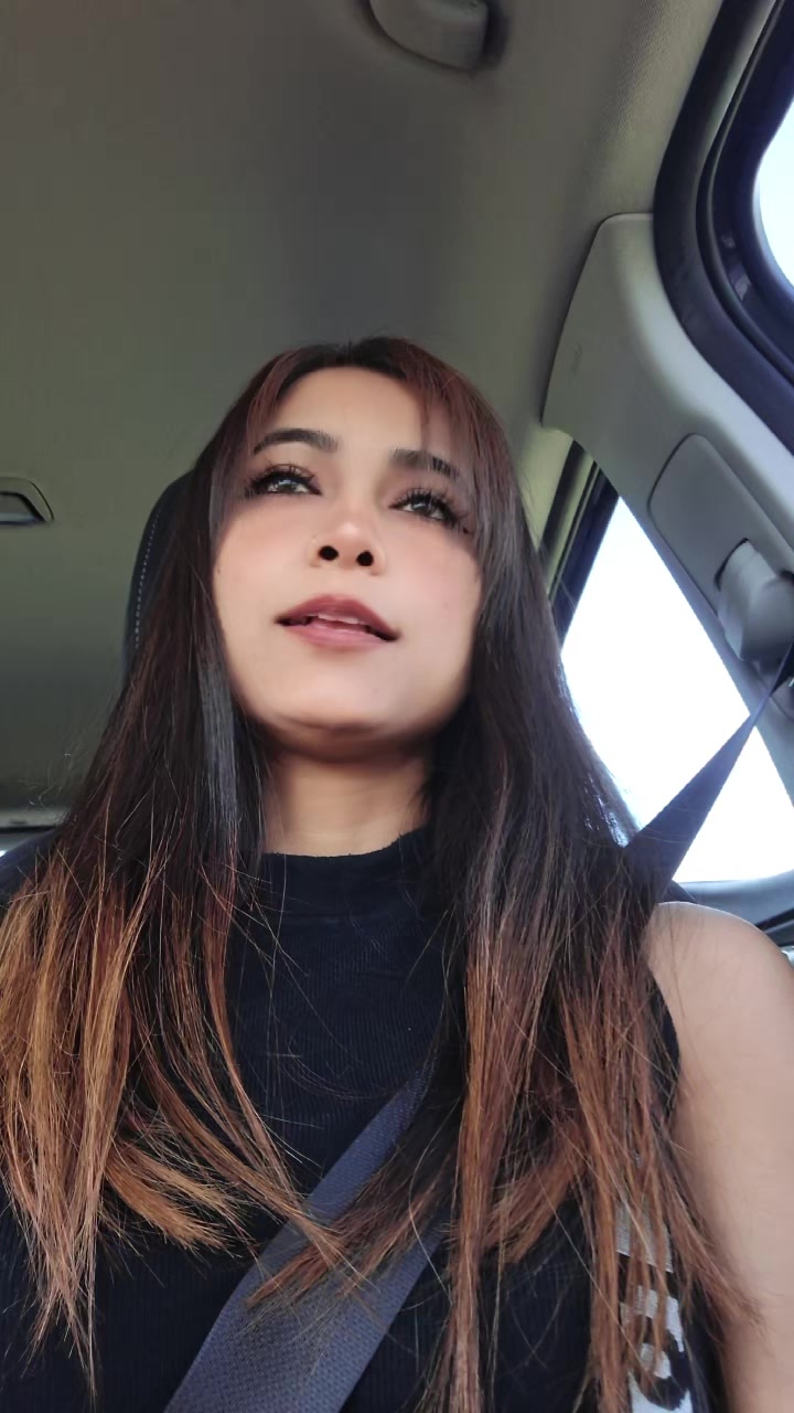 @Miss_👑M@nDaL🇳🇵❤️💍