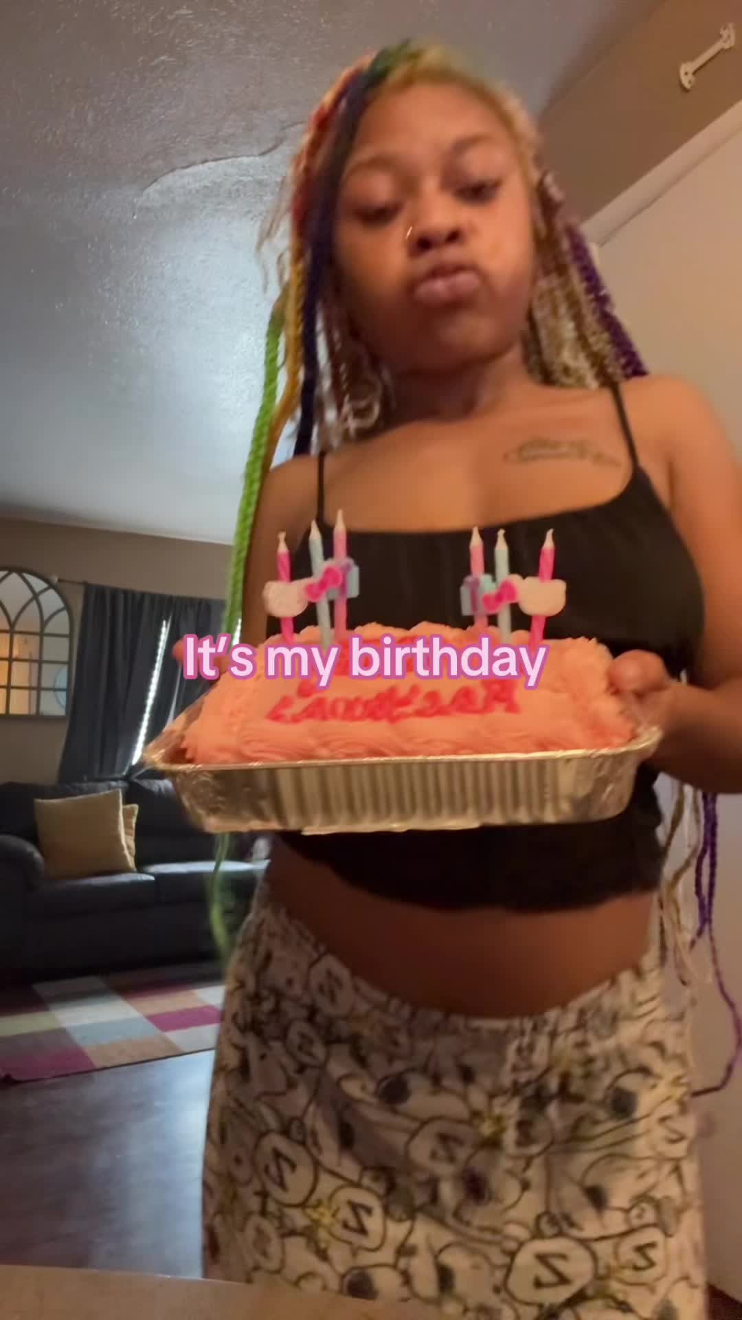 @Cupcakedoll🧁
