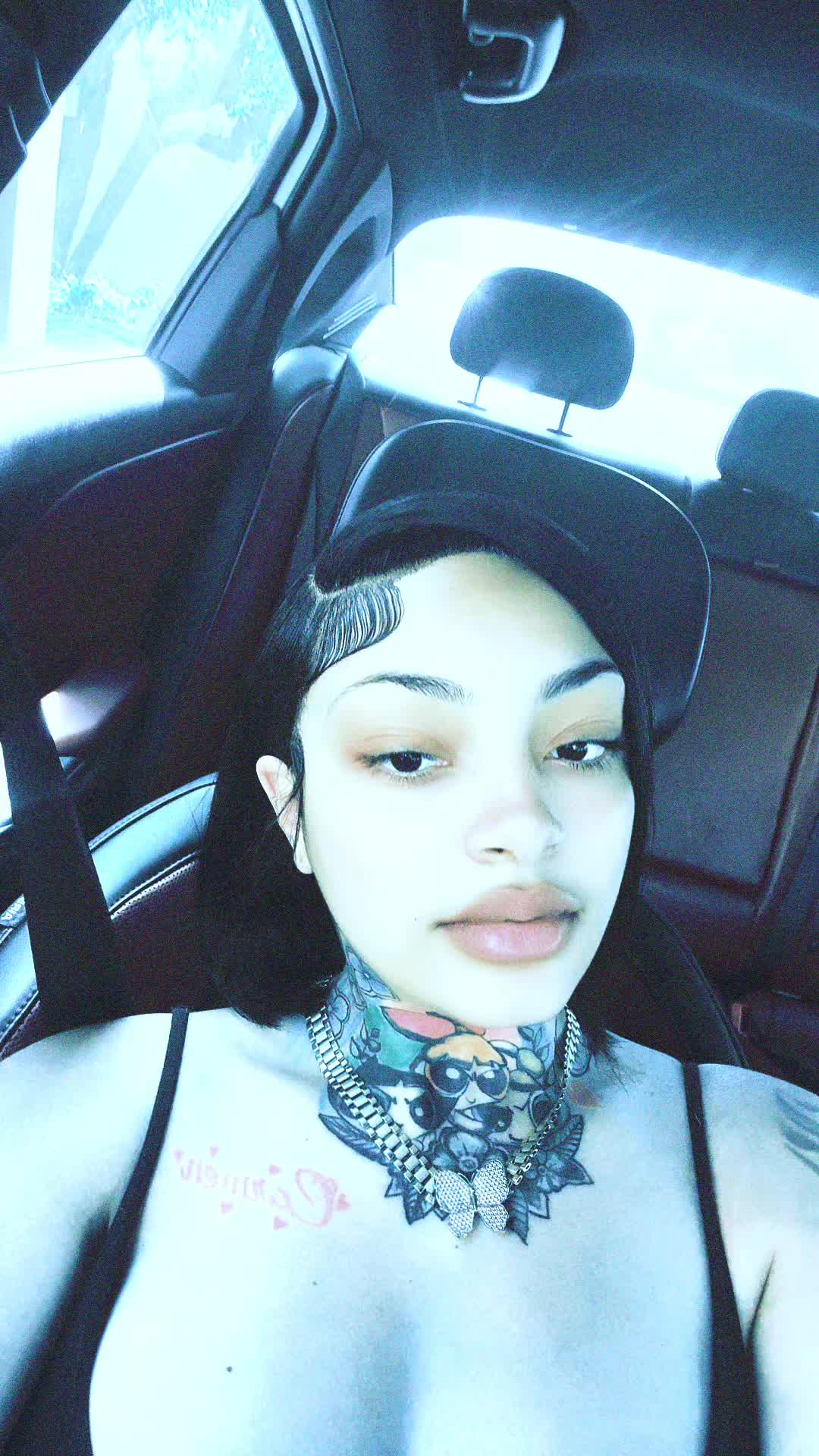 @Vicious💋