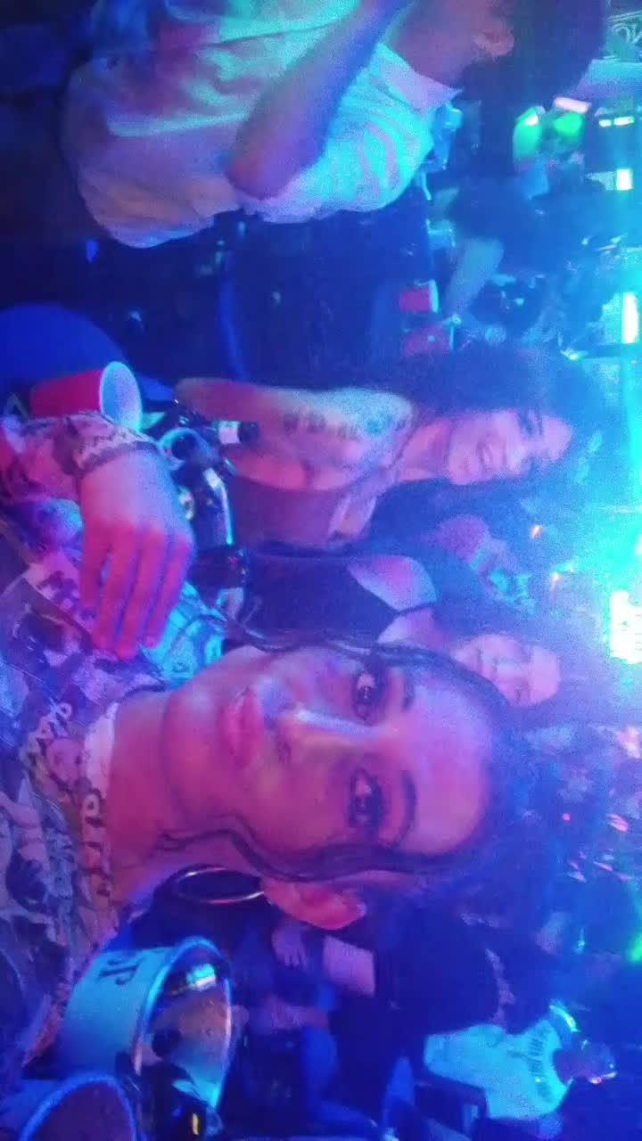 @MUA😍