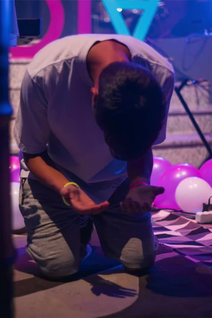 @KilmerDiaz ๐๐ป๐ง๐ปโ๏ธ๐ญ๐ณ๐ฎ๐ฑ