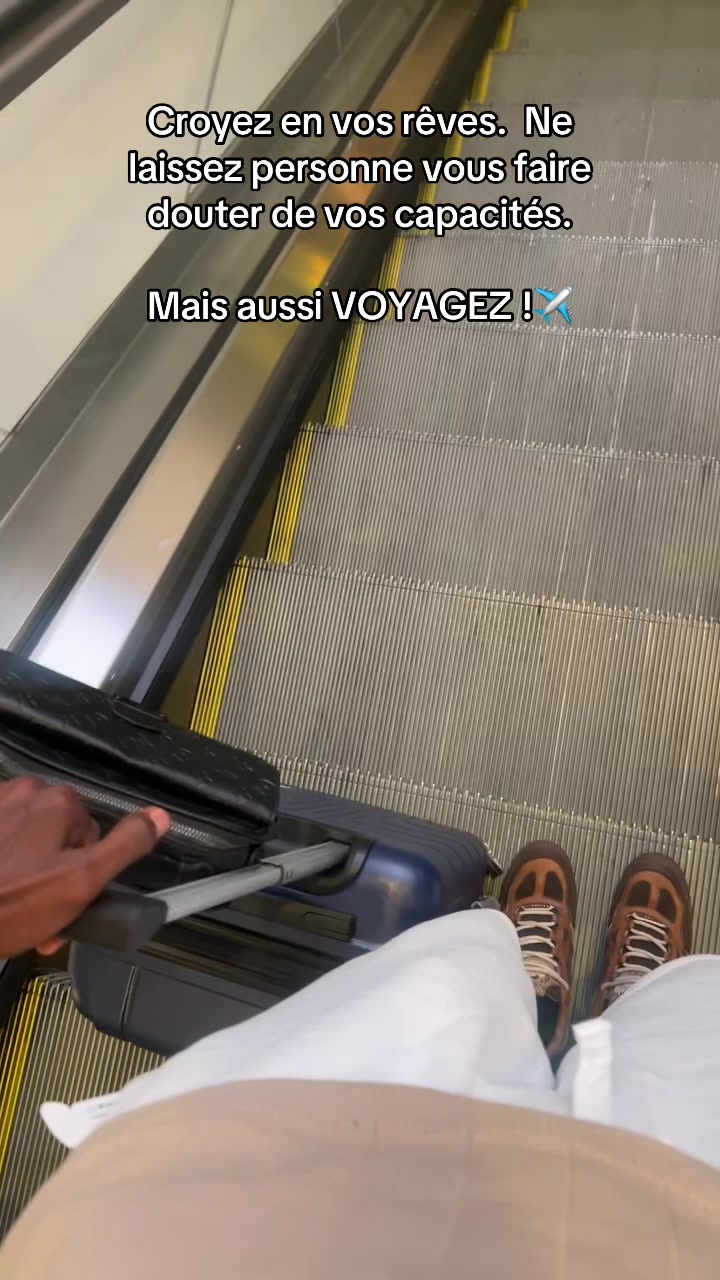 @DREAM TRAVELS✈️