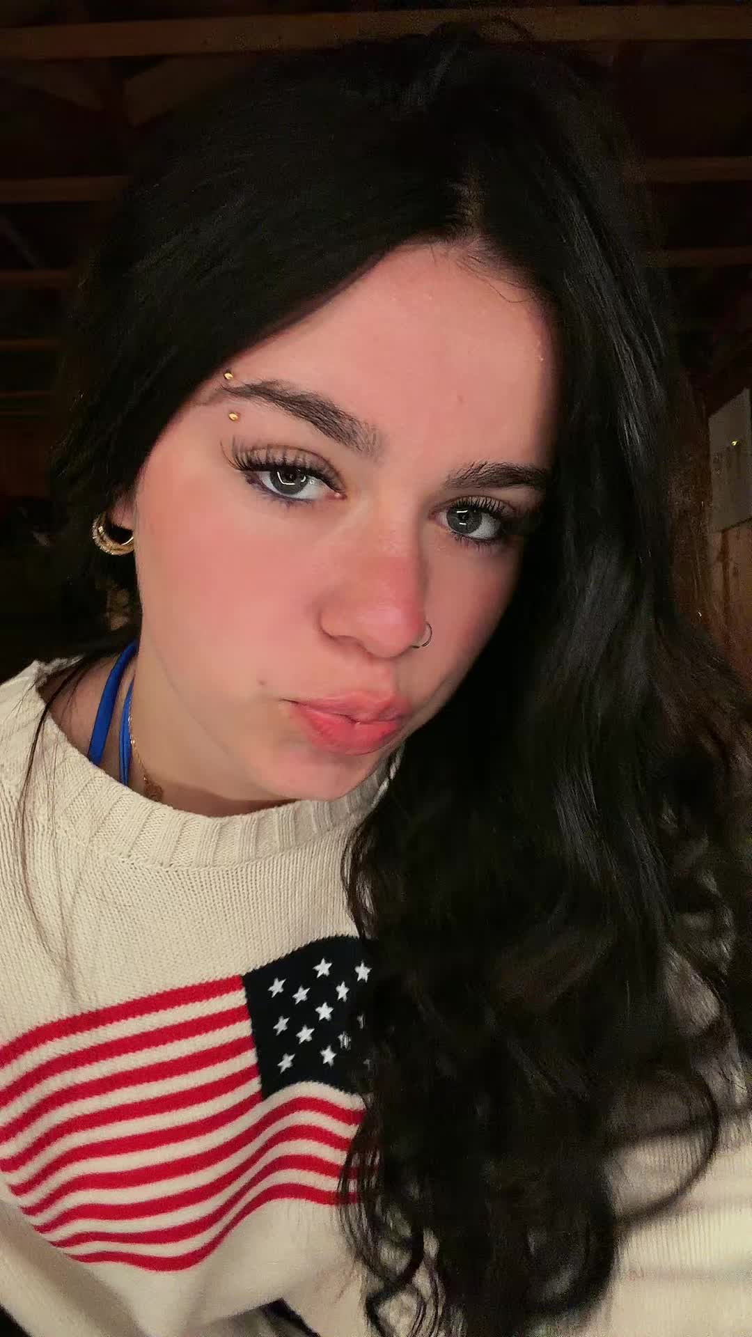 @theyluvv_taylor_01