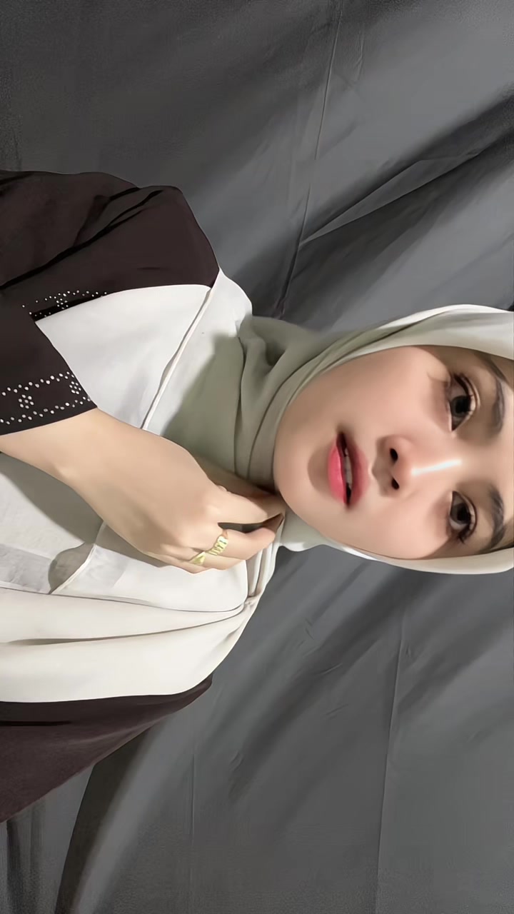 @adeee