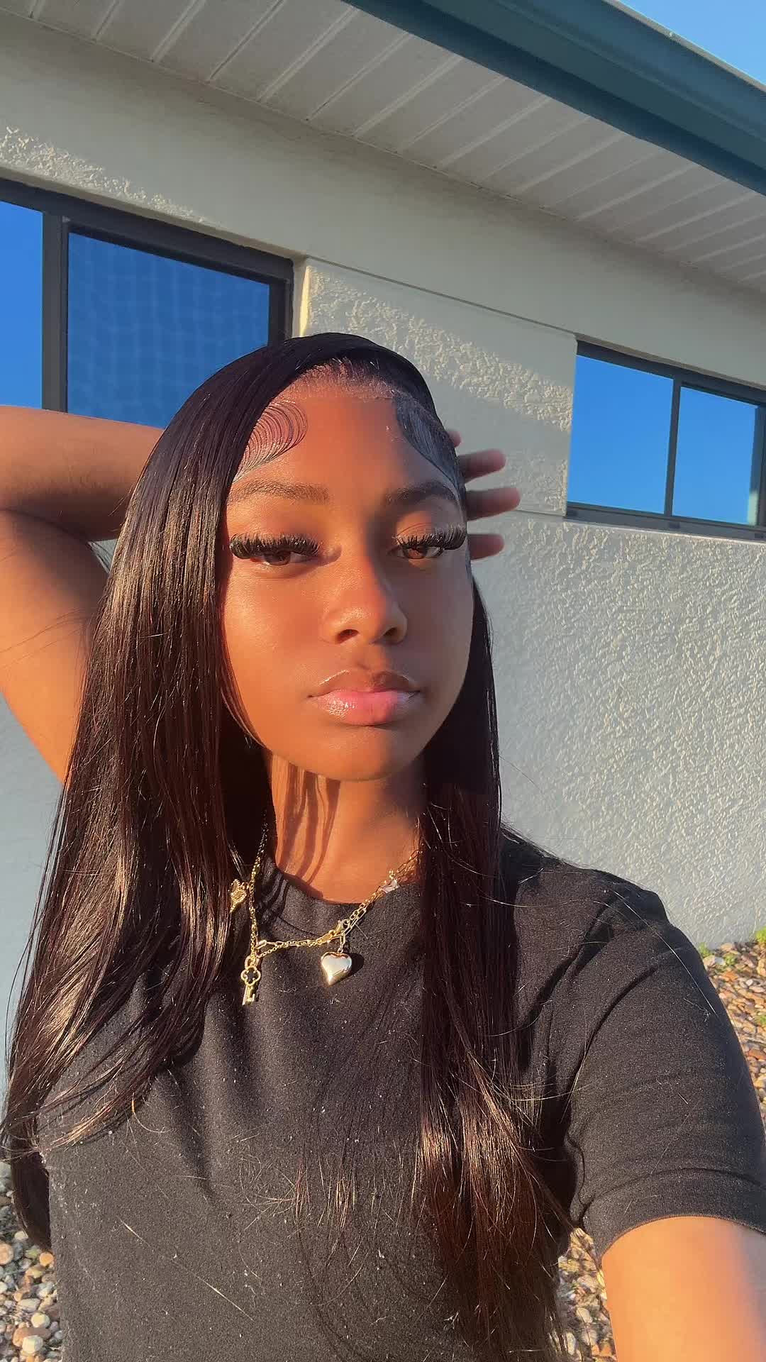 @somesexyliar