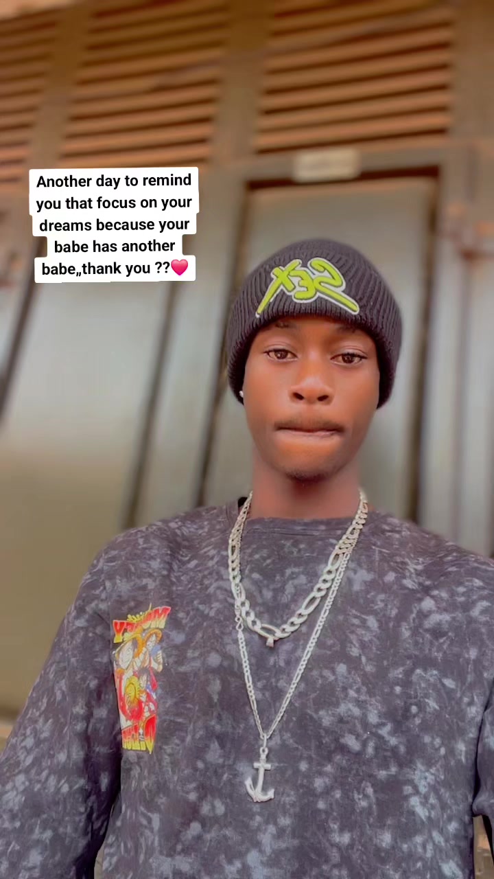 @BABY🖤
