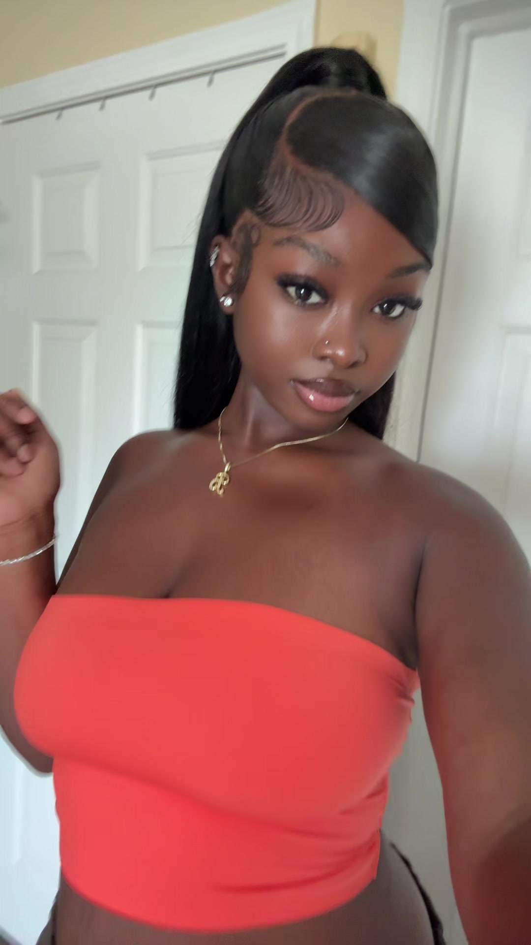 @bintanovaaa