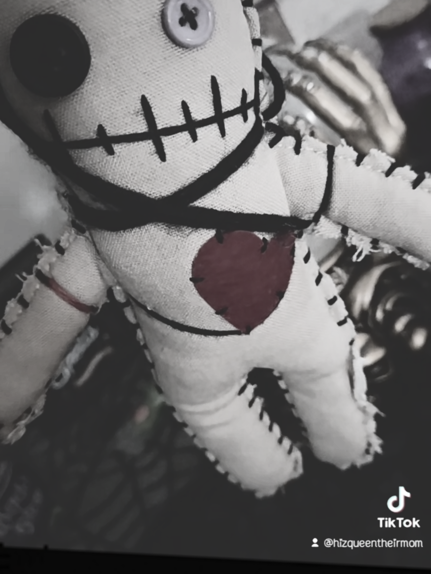 @HizQUEENtheirM♡M