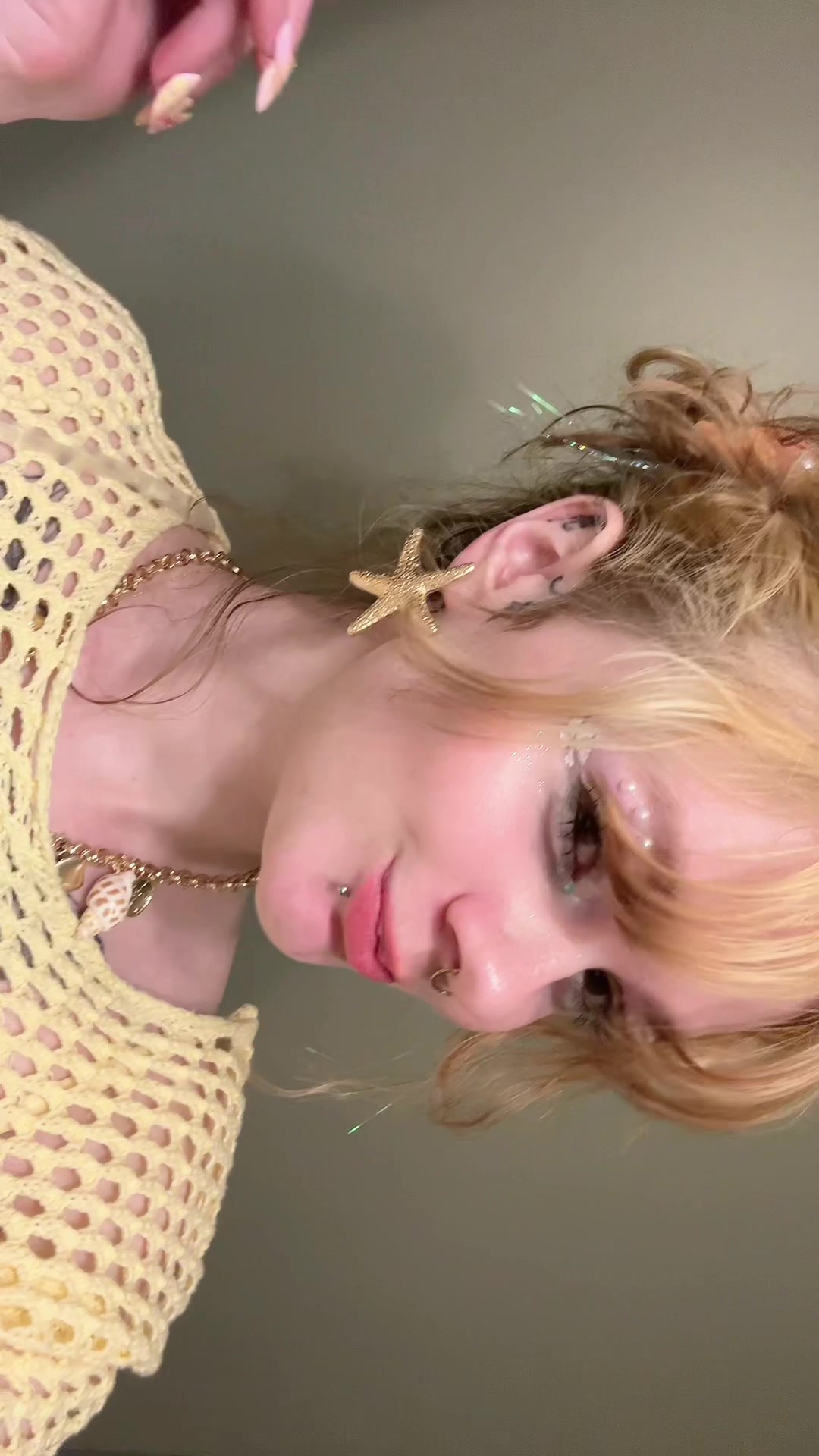 @E:)