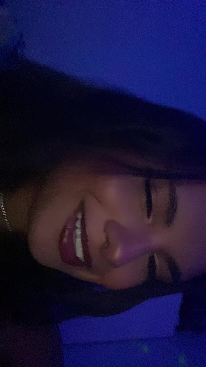 @Ana