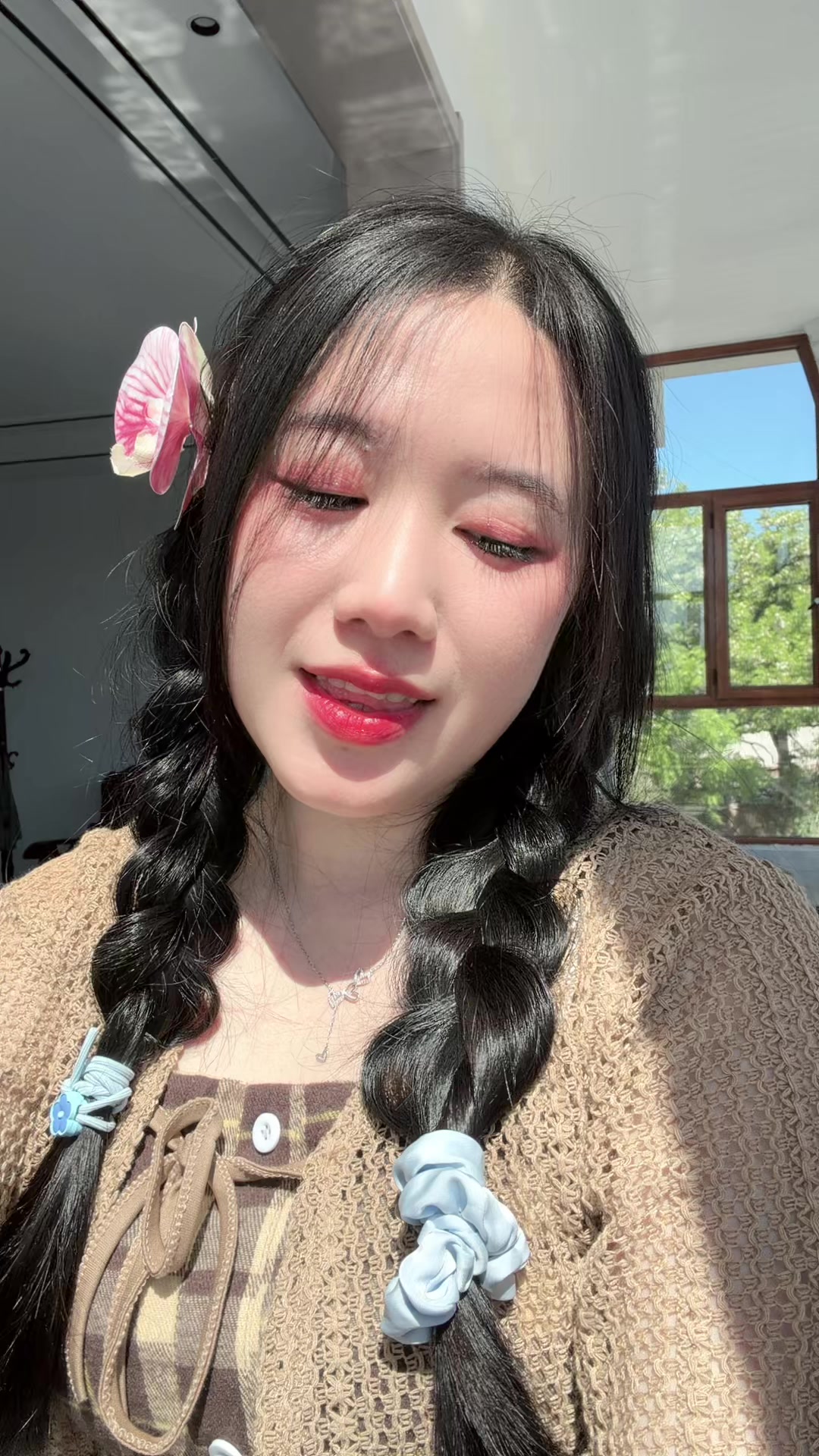 @P"🦋"Z(^。^)