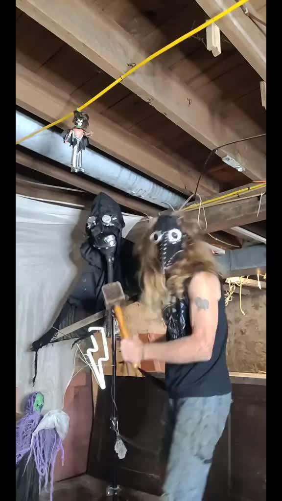 @Hellhammer13