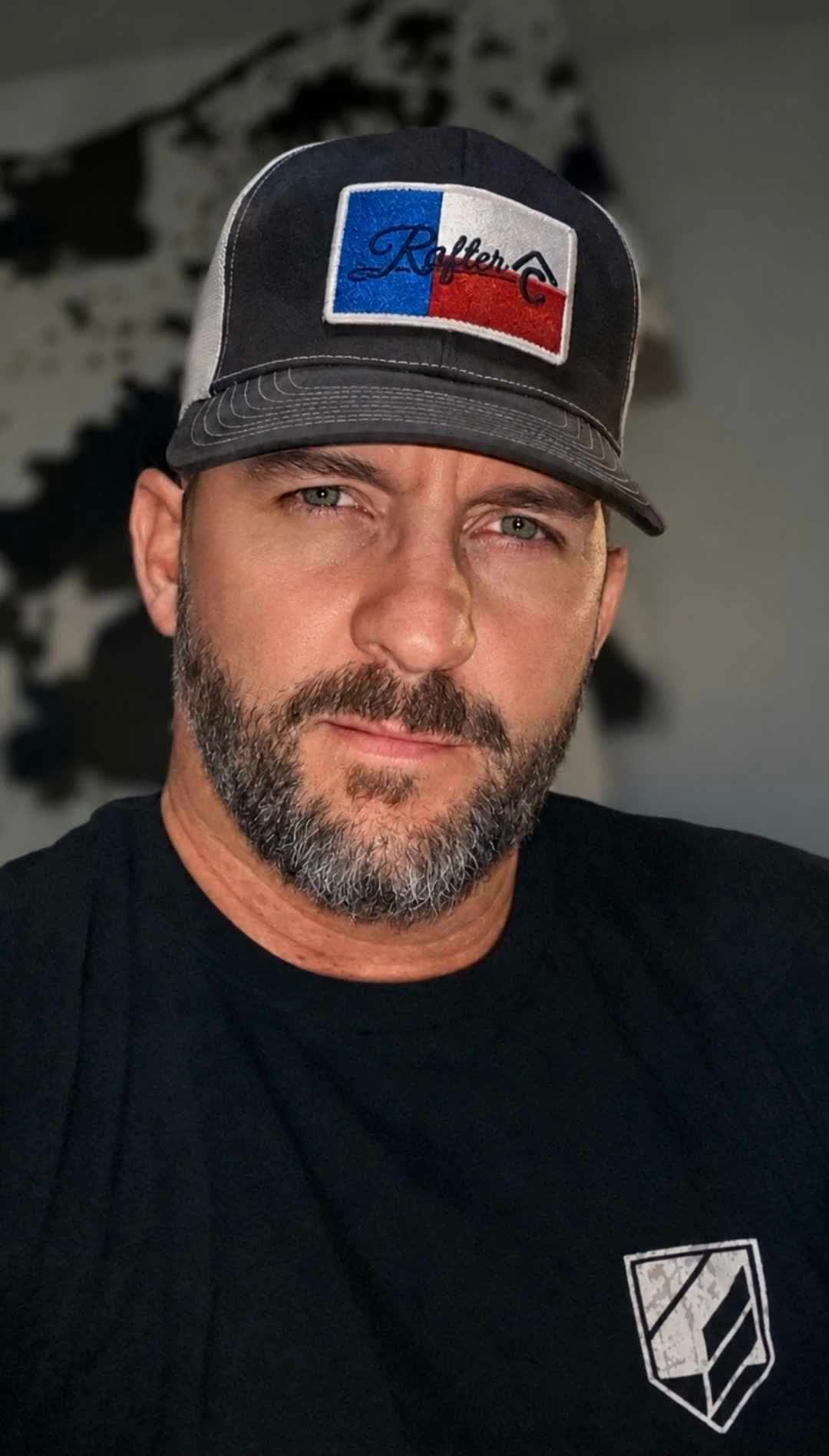 @Hollidaydad5