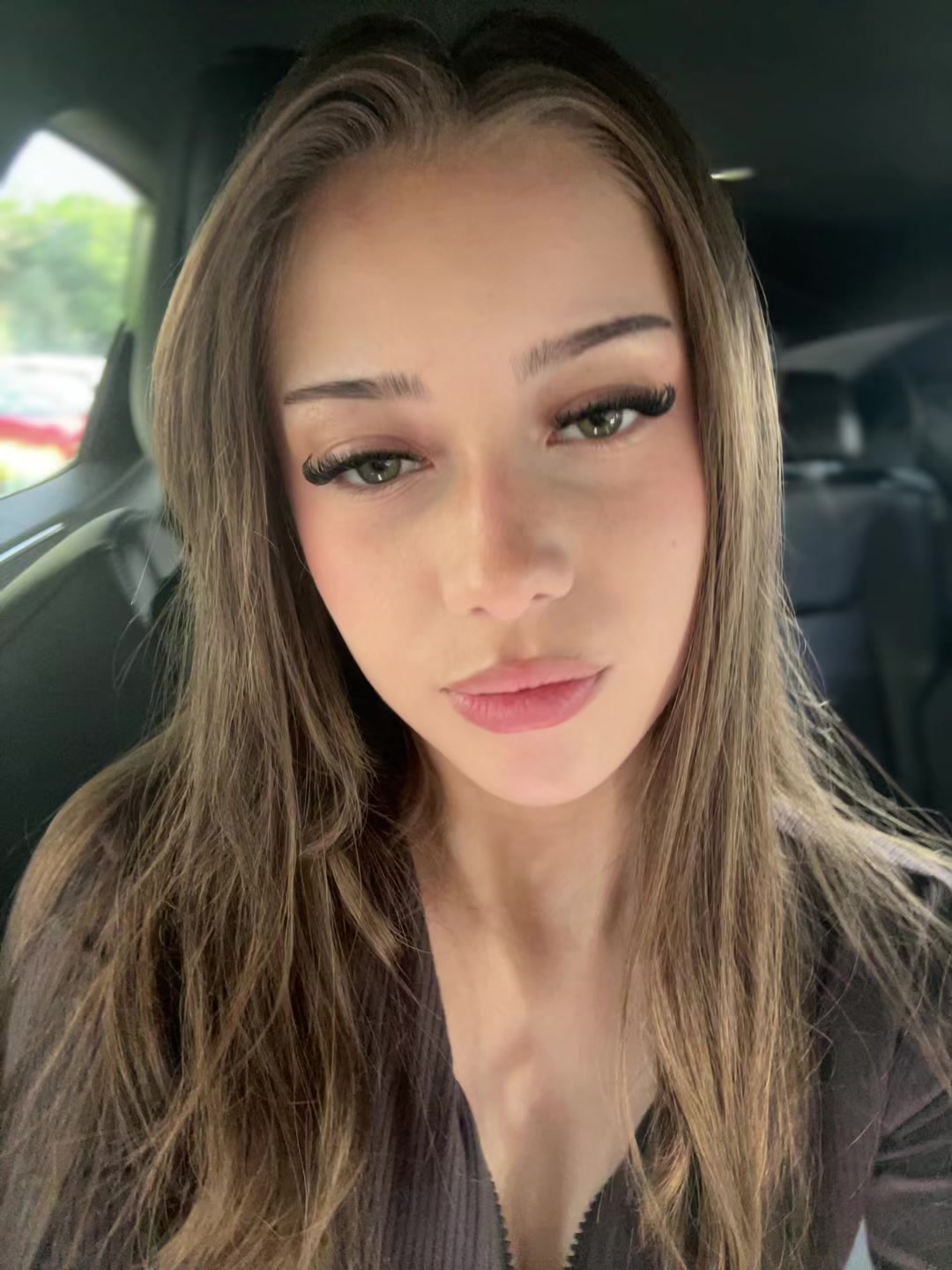 @𝒜𝓊𝓃𝓉𝒾𝑒 𝒜𝓂𝒷𝑒𝓇🌻
