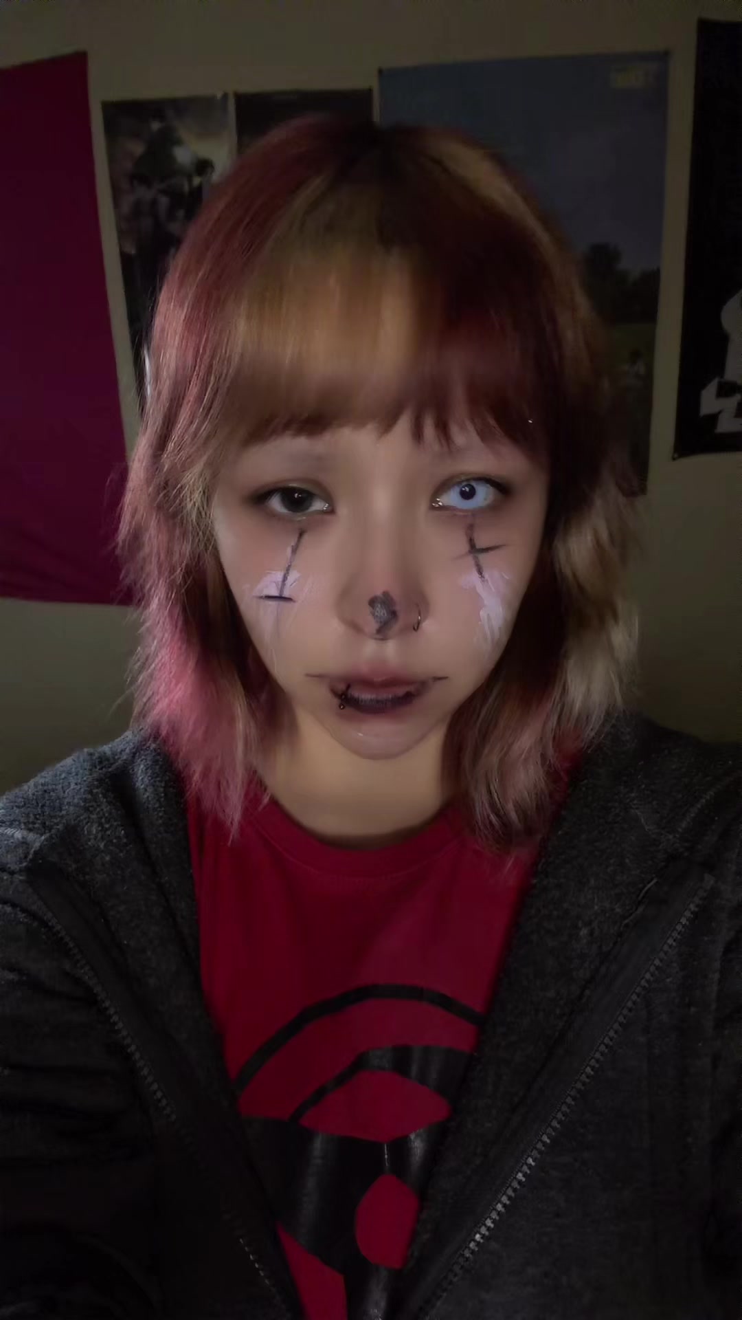 @𝒁𝒐𝒘𝒊𝒆