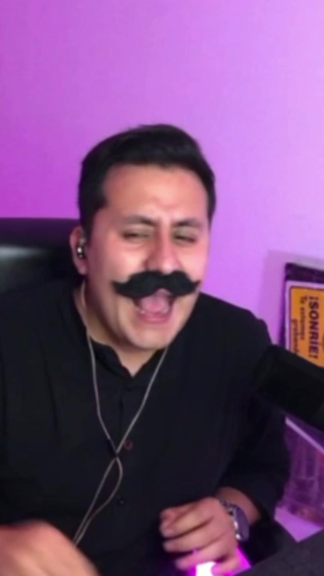@eltannovio