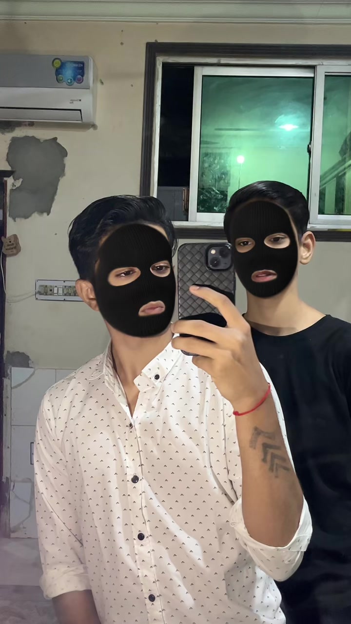 @A R O U N