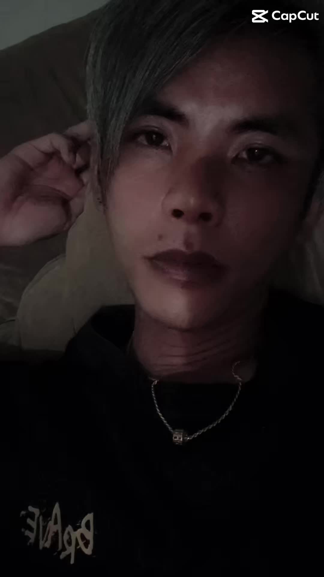 @灿若☪︎欣晨