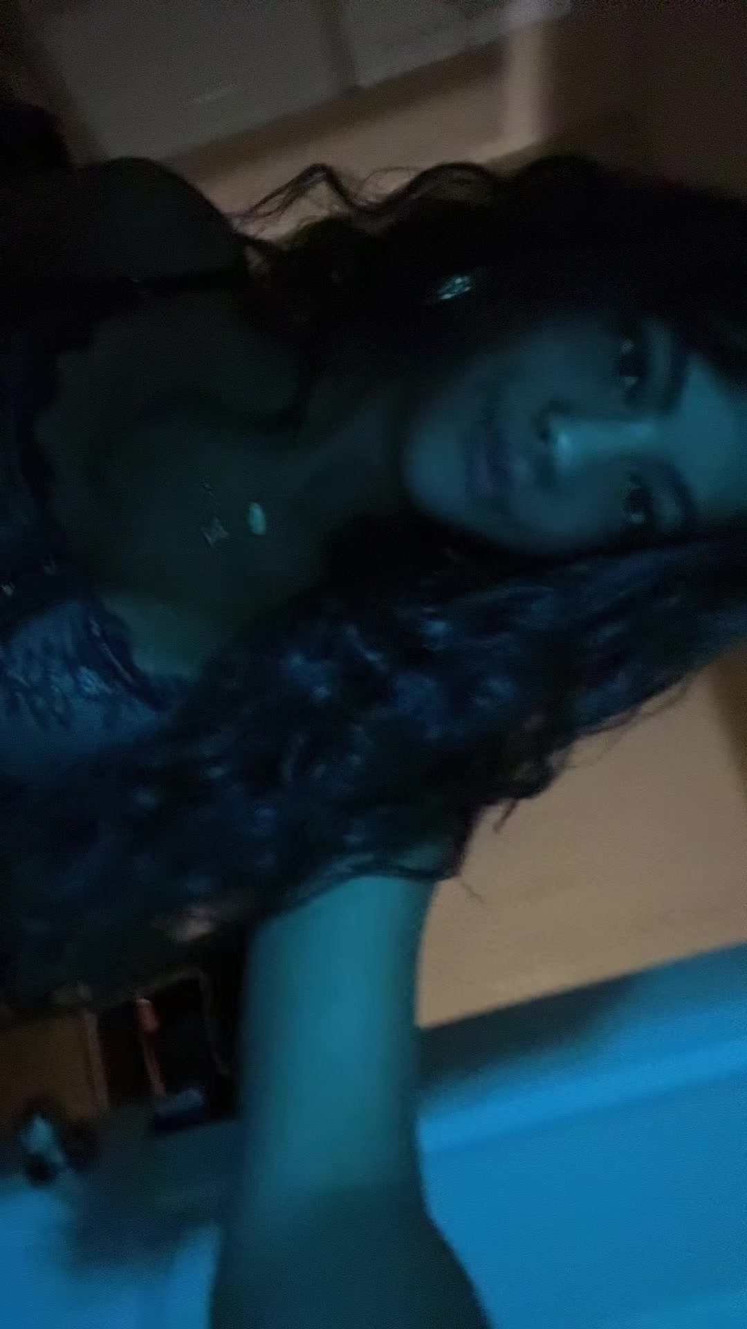 @thatblondandbrunete