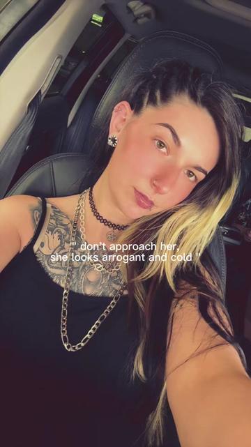 @Witchyb666🖤