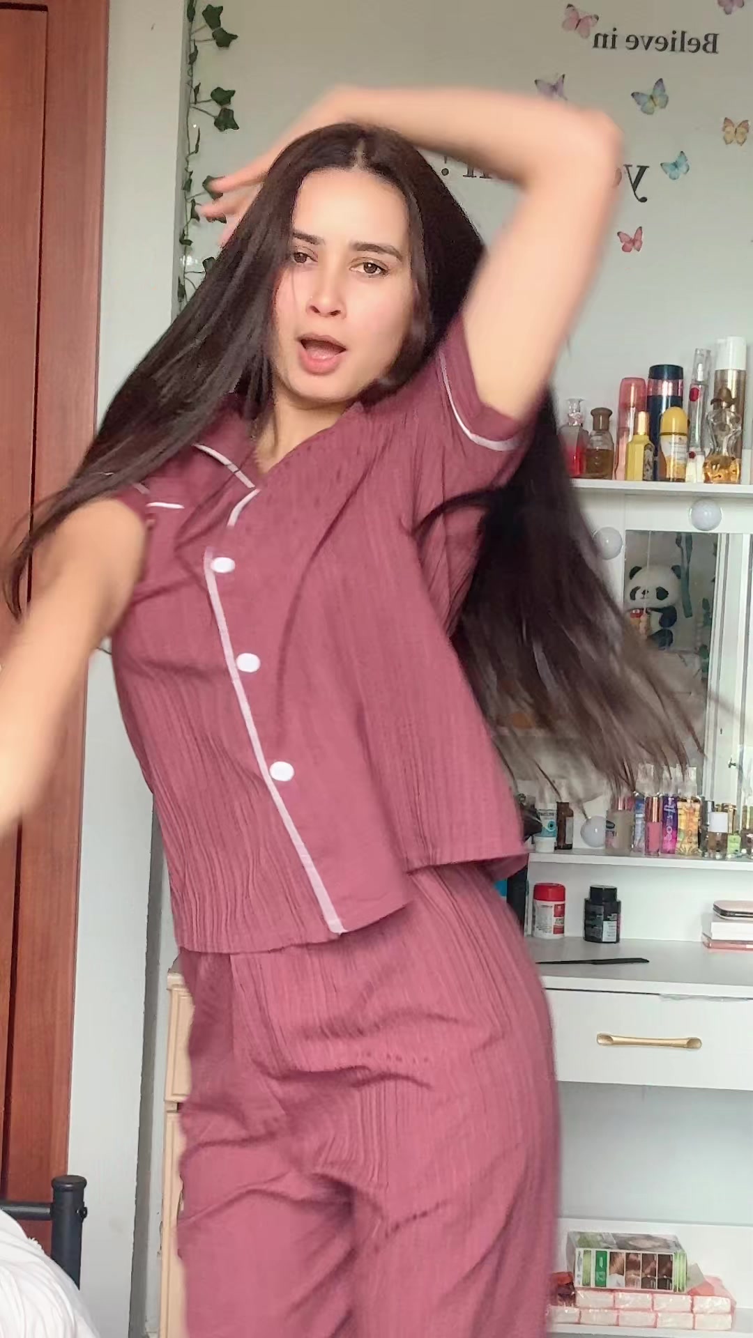 @santoshi0303