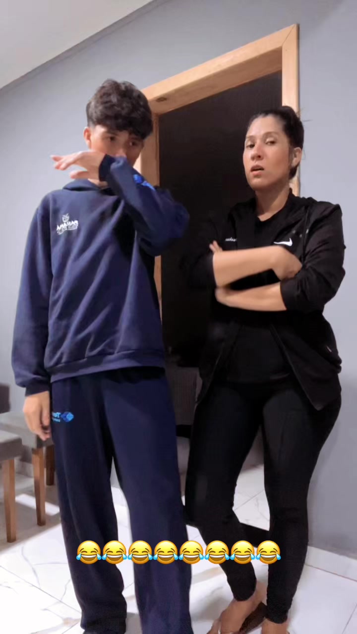 @Família da Comédia💙