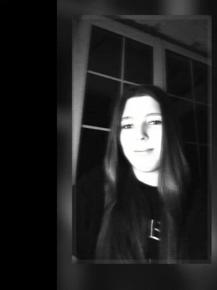 @ксюшка🖤пушка🔫
