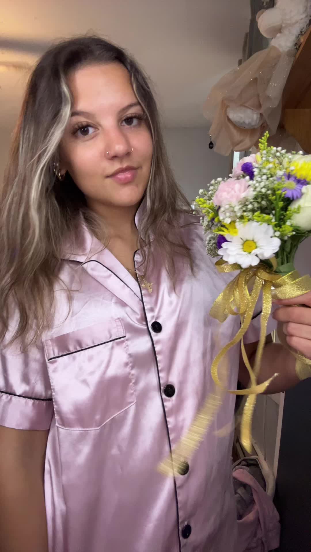 @anjelinarioss