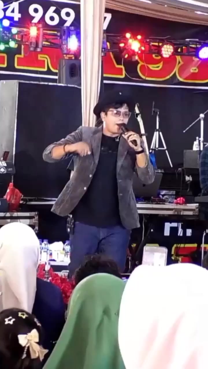 @🅿🅸🆂🅲🅴🆂85