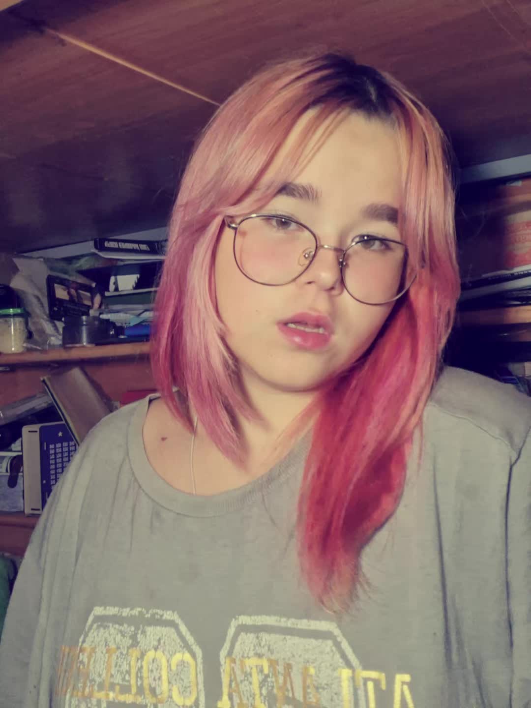 @Katecctt
