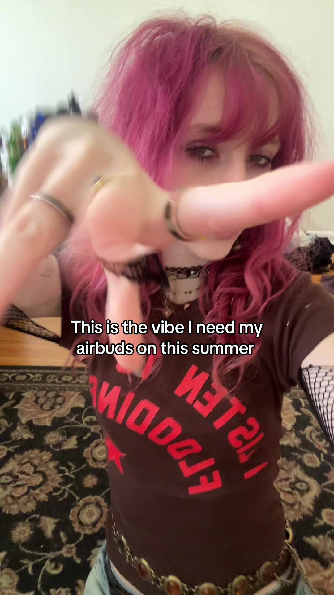 @emily.airbuds
